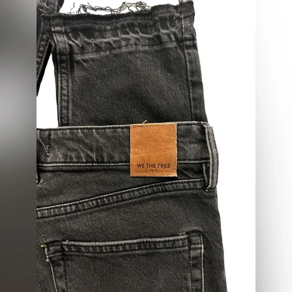 Free People Faded Black Distressed Ripped Jeans with Raw Hems NWT - Picture 8 of 10